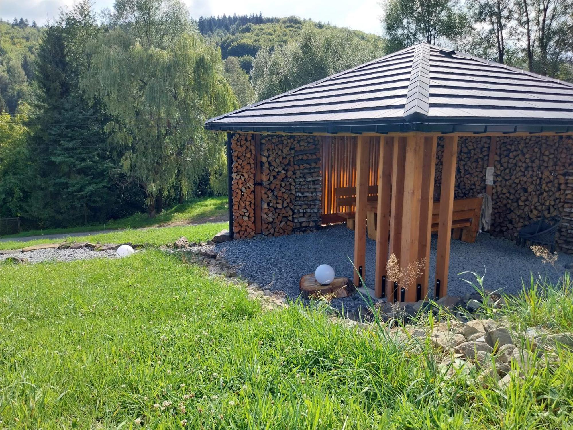 Projekt Swit - Domki Z Prywatna Jacuzzi I Sauna Живець Екстер'єр фото
